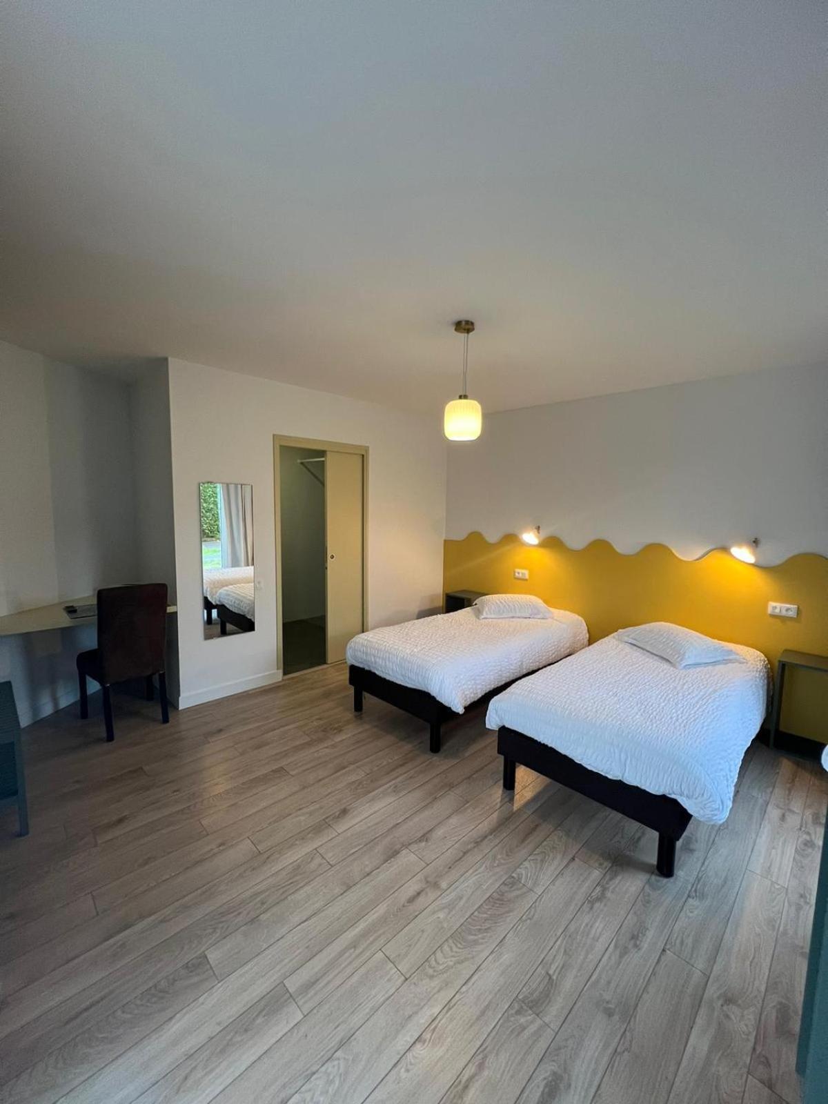 Hotel Les Voisins Beaucemaine Ploufragan Eksteriør bilde