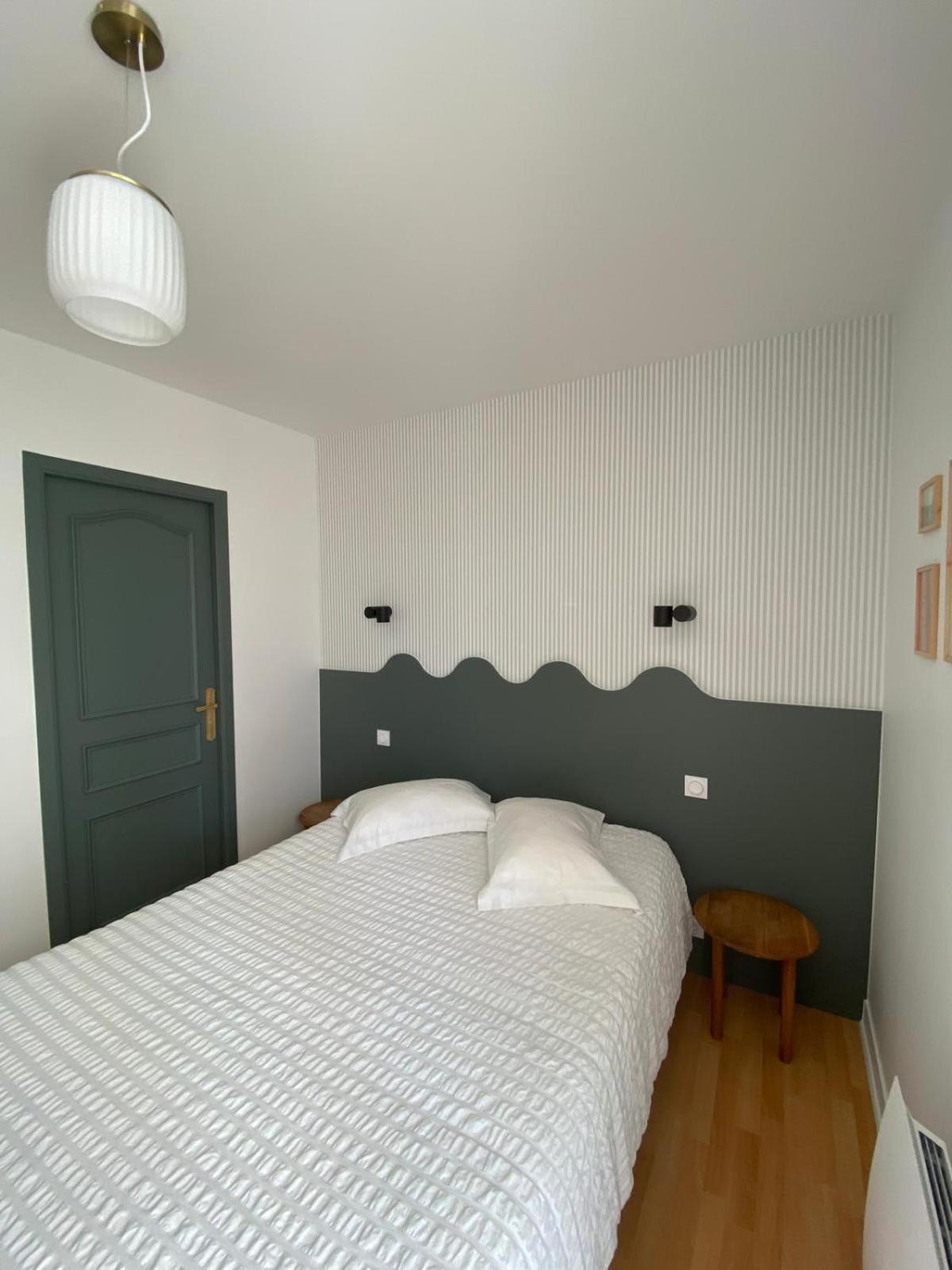 Hotel Les Voisins Beaucemaine Ploufragan Rom bilde