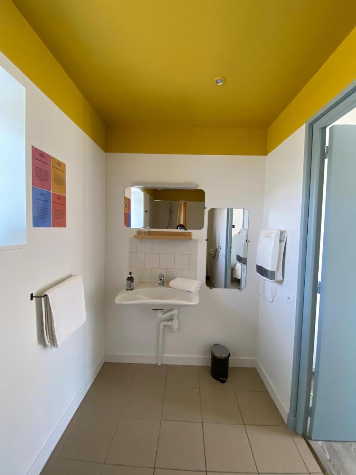 Hotel Les Voisins Beaucemaine Ploufragan Rom bilde