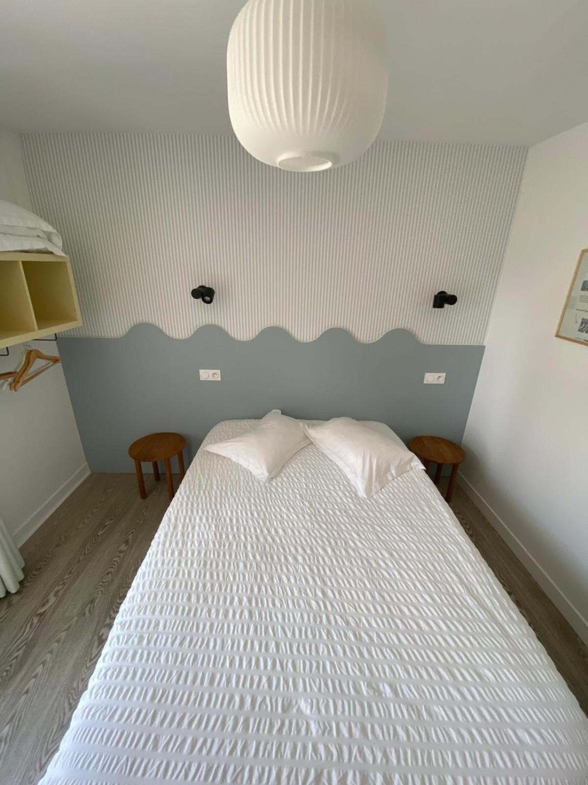 Hotel Les Voisins Beaucemaine Ploufragan Rom bilde